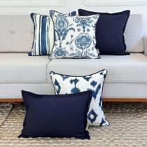 Kit 5 Capas Almofadas Linhão Branco Floral Azul, Ikat, Listras e Linho Marinho Kit 5 Capas Almofadas Linhão Branco Floral Azul, Ikat, Listras e Linho Marinho