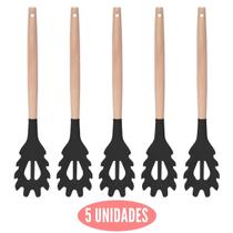 Kit 5 Pegador de Massa Silicone Preto Cabo Bambu Multiuso