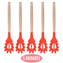 Kit 5 Pegador de Silicone Vermelho Cabo Bambu Multiuso