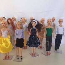Kit Com 10 Roupinhas Roupas Para Boneca Barbie Frozen - Rose Roupas De  Bonecas - Roupa de Boneca - Magazine Luiza