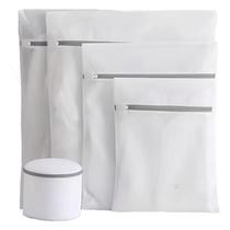Kit 5 Sacos para Lavagem de Roupas Delicadas com Zíper Reforçado Tamanhos Variados Malha Favo de Mel Kit 5 Sacos para Lavagem de Roupas Delicadas com Zíper Reforçado Tamanhos Variados Malha Favo de Mel