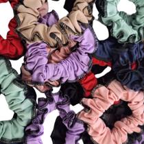 Kit 5 Xuxinha Anti Frizz Elástico Liguinha Acessório para Cabelo Scrunchie Kit 5 Xuxinha Anti Frizz Elástico Liguinha Acessório para Cabelo Scrunchie