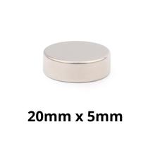 Kit 50 Peças Imã Neodímio Disco Magnético N35 20 x 5 mm Super Forte Potente Redondo