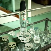kit 6 Apoio copos + 1 Apoio de Jarra Inox - Modelo Caveira kit 6 Apoio copos + 1 Apoio de Jarra Inox - Modelo Caveira
