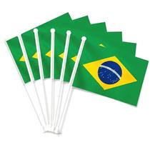 Kit 6 Bandeiras Do Brasil Com Haste 60 X 30 Cm Para Torcedores Copa Do Mundo 2026