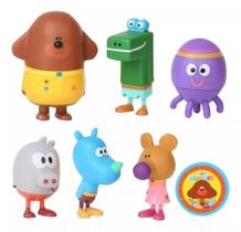 Kit 6 Bonecos Hey Dugge Turma E Amigos Coleção Com Suporte Kit 6 Bonecos Hey Dugge Turma E Amigos Coleção Com Suporte