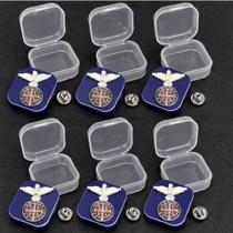 Kit 6 Broche Botton Espirito Santo Com Medalha São Bento + Caixinha Kit 6 Broche Botton Espirito Santo Com Medalha São Bento + Caixinha