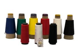 Kit 6 Fios de Overloque, 3 Linhas Retas e 1 Agulha de Overloque Kit 6 Fios de Overloque, 3 Linhas Retas e 1 Agulha de Overloque