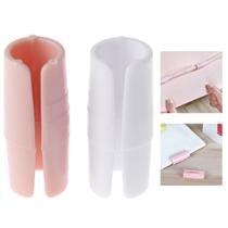 Kit 6 Prendedores Plásticos para Lençol Evite Deslizes Mult Kit 6 Prendedores Plásticos para Lençol Evite Deslizes Mult