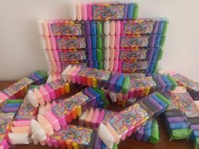 Kit 60 massinhas EVA Pula-Pula (c/ 100gr) + 10 ferramentas de modelar (12 cores) Kit 60 massinhas EVA Pula-Pula (c/ 100gr) + 10 ferramentas de modelar (12 cores)