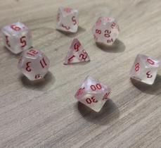 Kit 7 dados rpg de mesa papel branca vermelho translucido d4 d6 d8 d10 d12 d20 d100 d% compativel d&d tormenta Kit 7 dados rpg de mesa papel branca vermelho translucido d4 d6 d8 d10 d12 d20 d100 d% compativel d&d tormenta