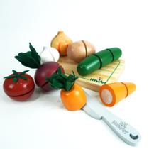 Kit 7 Legumes com corte e Utensílios Brinquedo Montessori.