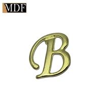 Kit 7 Letras do Alfabeto Apliques 2,22 X 2,56cm Zamac Dourado