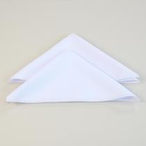 Kit 7 Pçs 2 Lugares Mesa Posta (Caminho,Capa Sousplat,Base,Guardanapo,Anel)Pérola Branco e Dourado Kit 7 Pçs 2 Lugares Mesa Posta (Caminho,Capa Sousplat,Base,Guardanapo,Anel)Pérola Branco e Dourado