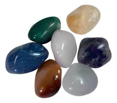 Kit 7 Pedras Chakras Rolada Natural Cristal Proteção Amuleto