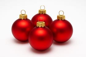 Kit 8 Bolas de Natal Douradas/Prata/Vermelha 4cm Enfeites Decorativos para Árvore de Natal Kit 8 Bolas de Natal Douradas/Prata/Vermelha 4cm Enfeites Decorativos para Árvore de Natal