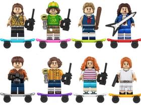 Kit 8 Bonecos Blocos De Montar Coleção Stranger Things Skate Kit 8 Bonecos Blocos De Montar Coleção Stranger Things Skate