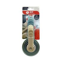 Kit 8 medidores plastico pp 18 cm x 8 cm x 6 cm Kit 8 medidores plastico pp 18 cm x 8 cm x 6 cm