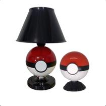 Kit Abajur de Mesa + Porta Treco Cofrinho Pokemon Pokebola Kit Abajur de Mesa + Porta Treco Cofrinho Pokemon Pokebola