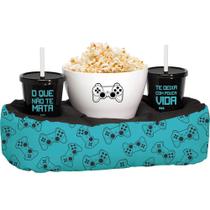 Kit Almofada com Balde Pipoqueira e Dois Copos Games Filme Kit Almofada com Balde Pipoqueira e Dois Copos Games Filme