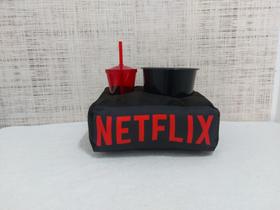 Kit Almofada NETFLIX Porta Pipoca Acompanha 1 Copo + 1 Balde Para Pipoca - VITHEOTEX ENXOVAIS