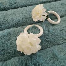 Kit anel Porta Guardanapo natal flor crisantemo branco 4 un