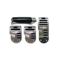 Kit Aplique Pedaleira Alumínio Cromado Esportiva Borracha Preta Manopla Freio Mão Empunhadura Preta Kit Aplique Pedaleira Alumínio Cromado Esportiva Borracha Preta Manopla Freio Mão Empunhadura Preta