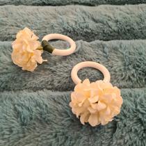 Kit argola Porta Guardanapo natal flor crisantemo creme 4 un