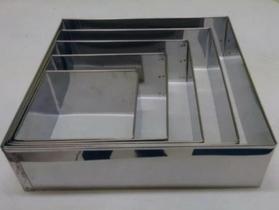 Kit Aro Cortador Quadrado Para Bolo Com 5 Peças Inox 8cm Alt