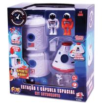 Kit Astronauta Estação e Cápsula Espacial Com Figuras Fun