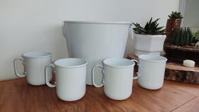 Kit balde cor branca Kit balde cor branca