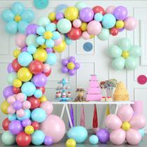 Kit Balloon Arch Macaron Pastel 115 unidades com design de flores