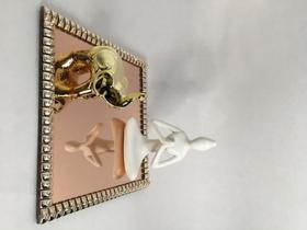 Kit Bandeja Espelh Quadrada Strass Rosé Gold, Enfeite Yoga Branca, Enfeite Elefante Cerâmica Gold