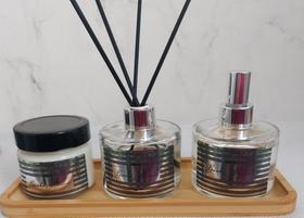 Kit Bandeja + Vela aromática +Difusor de Varetas + Home Spray Bambu Alecrim