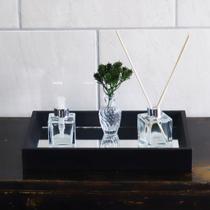 Kit Banheiro Lavabo Vidro Difusor, Saboneteira e Vasinho Luxo com Bandeja Espelhada