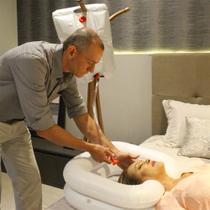 Kit Banho no Leito Lavatório Inflável para a Cabeça e Chuveiro Portátil Longevitech Kit Banho no Leito Lavatório Inflável para a Cabeça e Chuveiro Portátil Longevitech