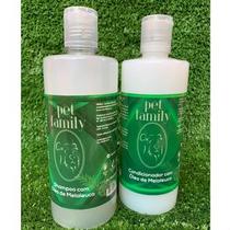 Kit Banho Pet Para Cão e Gato Shampoo e Condicionador Melaleuca 500 ml Pet Family - Linha Profissional Kit Banho Pet Para Cão e Gato Shampoo e Condicionador Melaleuca 500 ml Pet Family - Linha Profissional