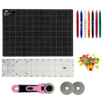 Kit Base de Corte Grande Patchwork Artesanato 90x60 Régua 15x60 Cortador 45 2 Laminas Alfinete Caneta Magica Fantasminha