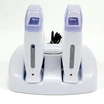 Kit Base Dupla Com 2 Aquecedores de cera Roll-on - Branca Com Lilás