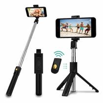 Kit Bastão Retrátil Pau de Selfie Celular 68cm Suporte Tripé Controle Bluetooth Rotação 360 Compacto Leve Portátil Base em Borracha Antiderrapante Kit Bastão Retrátil Pau de Selfie Celular 68cm Suporte Tripé Controle Bluetooth Rotação 360 Compacto Leve Portátil Base em Borracha Antiderrapante