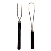 Kit Batedor de sal + Garfo alumínio p/ churrasco cabo de madeira Kit Batedor de sal + Garfo alumínio p/ churrasco cabo de madeira