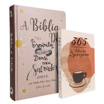 Kit Bíblia de Estudo Diz NAA Lettering + 365 Mensagens Diárias com Charles Spurgeon Café