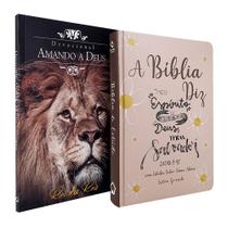Kit Bíblia de Estudo Diz NAA Lettering + Devocional Amando a Deus Leão - Livraria Cristã Emmerick