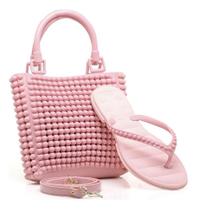 Kit Bolsa Estruturada Rasteira Chinelo Tiras Em Perola Bola Kit Bolsa Estruturada Rasteira Chinelo Tiras Em Perola Bola
