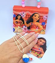 Kit Bolsa Infantil Mini Bag Bolsinha Princesa Moana o Filme Alça Corrente Transversal + Colar Cordão com Pingente moda