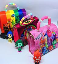 Kit Bolsa Infantil Mini Bag Cute alça Pérola Mão Divertidamente 2 Filme + Chaveiro Boneco 3D Diverta Mente emoções