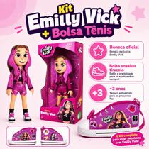 Kit Boneca Emilly Vick Emily Dos Rosa Youtuber Original Articulada 25cm com Bolsa Formato Tênis Transversal Infantil Kit Boneca Emilly Vick Emily Dos Rosa Youtuber Original Articulada 25cm com Bolsa Formato Tênis Transversal Infantil