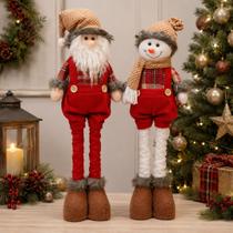 Kit Boneco de Neve e Papai Noel Retrátil Pelúcia Xadrez Premium Estica e Encolhe 35 a 45cm - Magizi Kit Boneco de Neve e Papai Noel Retrátil Pelúcia Xadrez Premium Estica e Encolhe 35 a 45cm - Magizi
