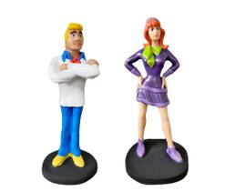 Kit Bonecos Daphne e Fred Jones em Resina 20cm Kit Bonecos Daphne e Fred Jones em Resina 20cm