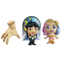 Kit Bonecos Wandinha Vitral Enid Mãozinha Fandom Box Série Netflix Lider Kit Bonecos Wandinha Vitral Enid Mãozinha Fandom Box Série Netflix Lider